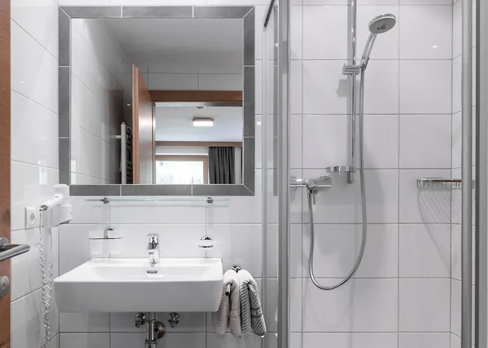 アパート Schneider イシュグル