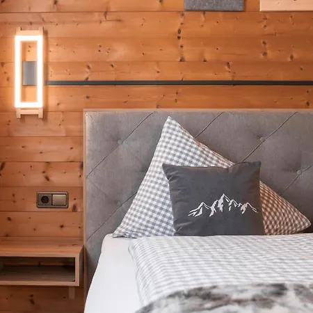 דירה Schneider אישגל