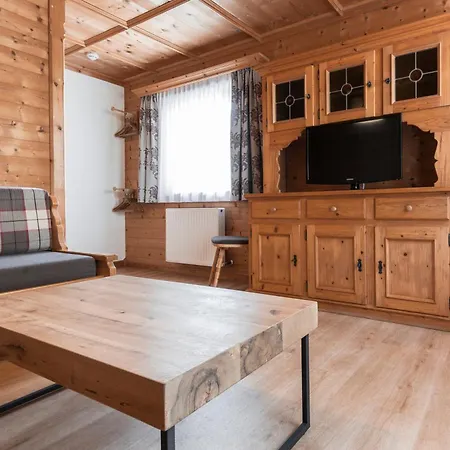 Schneider Apartment *